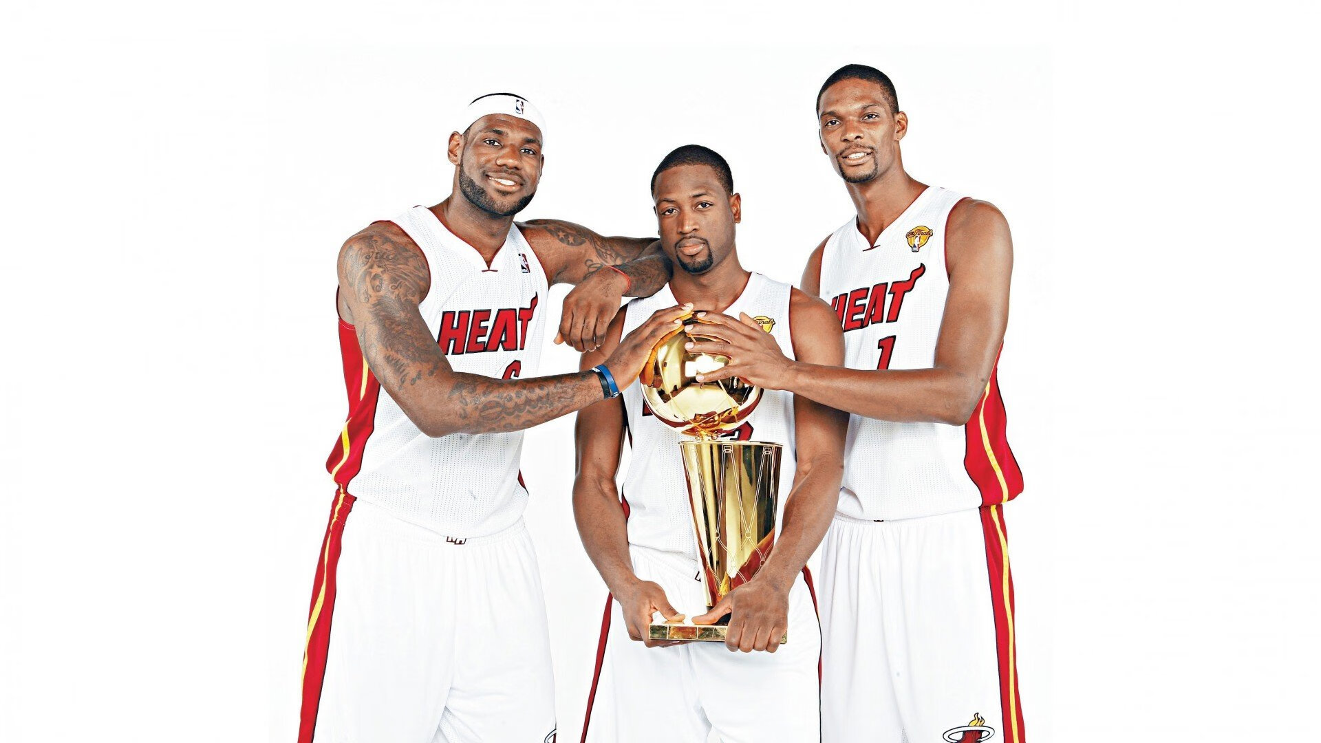 最具争议的欧冠比赛瞬间盘点，欧冠比赛强度